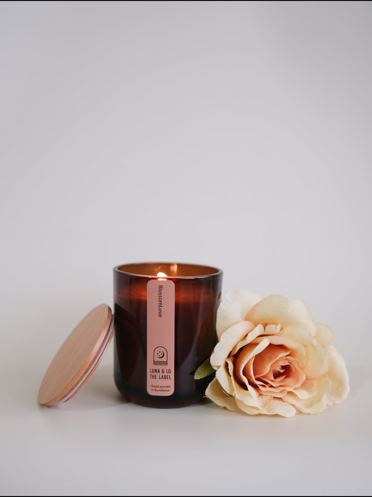 BLOSSOMLOVE CANDLE by Luna & Lo. The Label
